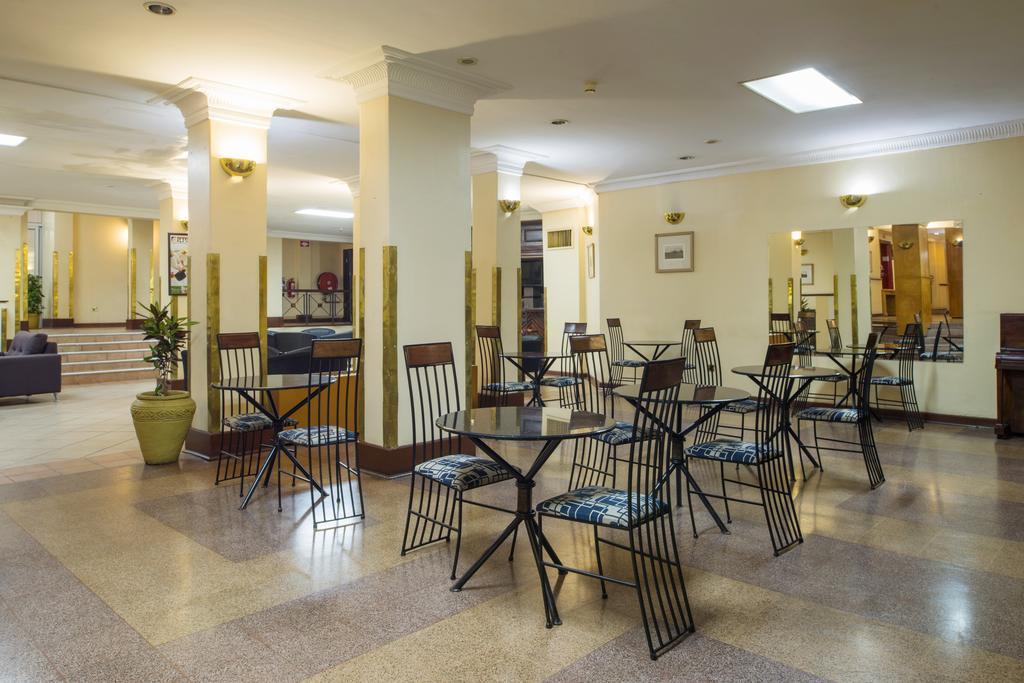 Rainbow Towers Hotel & Conference Centre Harare Bagian luar foto
