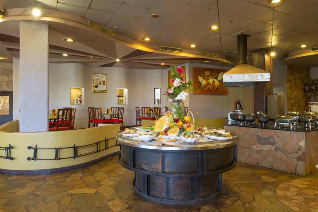 Rainbow Towers Hotel & Conference Centre Harare Bagian luar foto