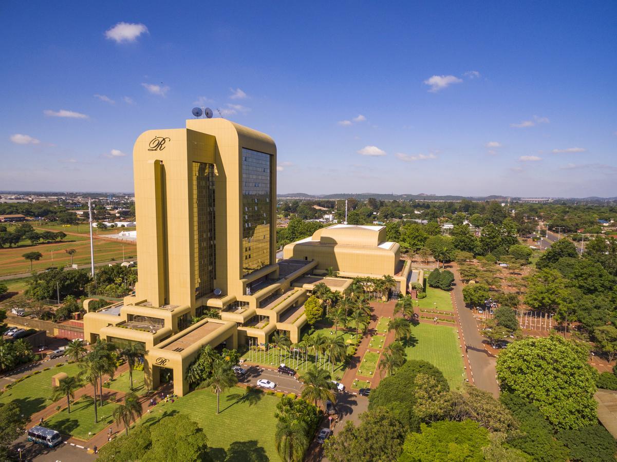 Rainbow Towers Hotel & Conference Centre Harare Bagian luar foto